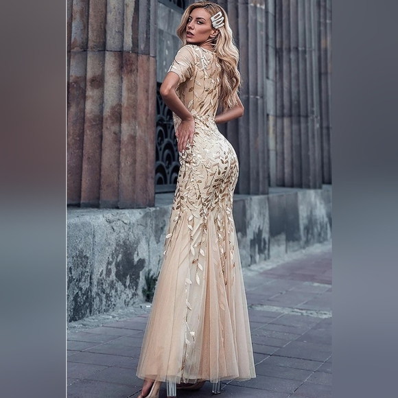 Modest Short Sleeve MOB Special Occasion Gown - Picture 2 of 3